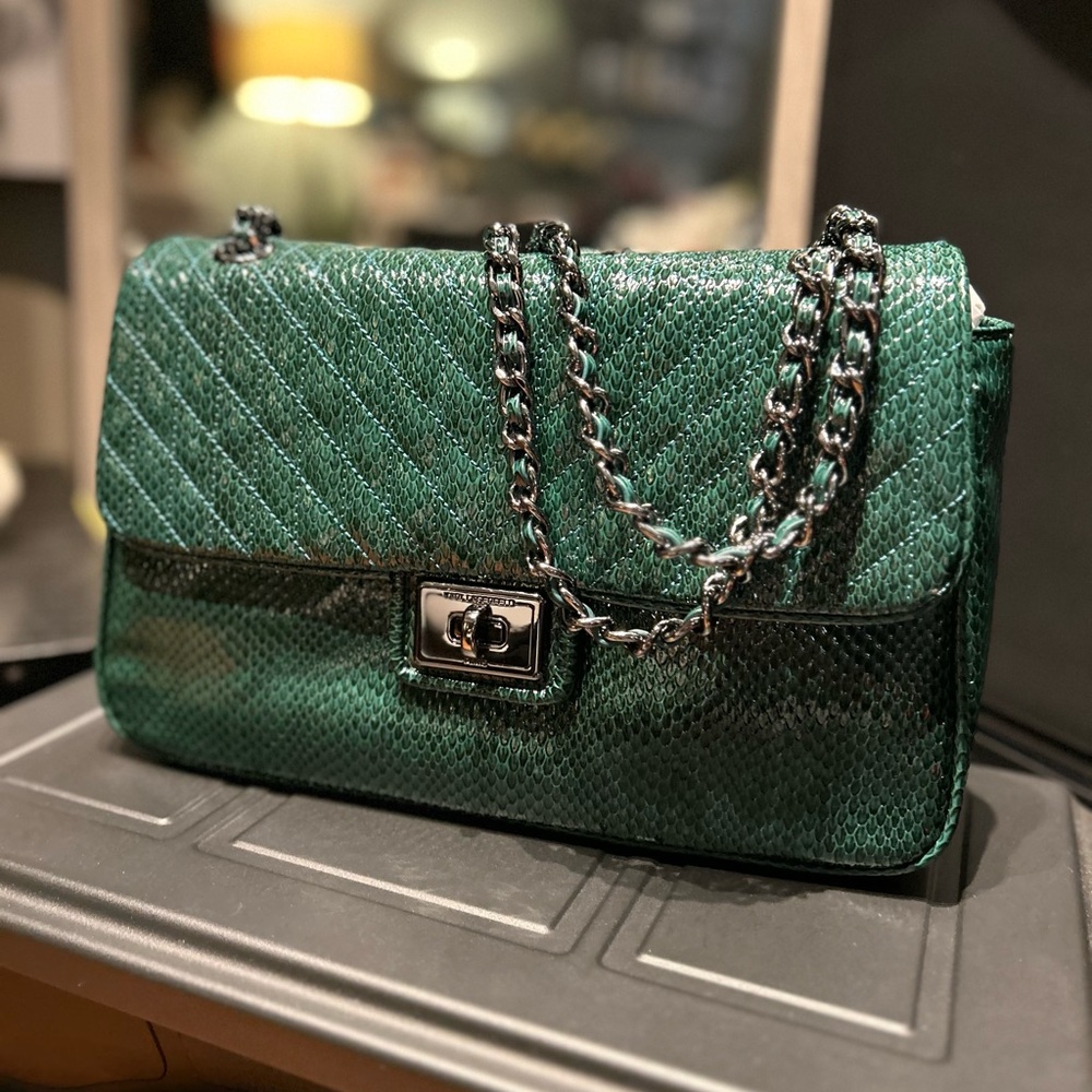 KARL LAGERFELD GREEN LEATHER AGYNESS QUILTED PURSE SHOULDER BAG NWT $328
